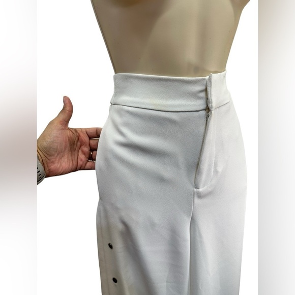 ZARA Crop White flared Wide leg Side buttons pants - Picture 3 of 7